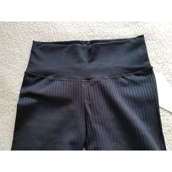 GOOD AMERICAN Wide Rib Shine Seamless Compression Leggings Black 3/4 = L/XL - Picture 4 of 11